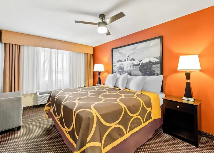 Hotel Super 8 By Wyndham Marana/tucson Area 2*