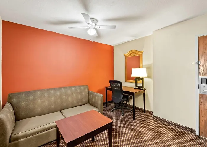 Hotel Super 8 By Wyndham Marana/tucson Area Marana