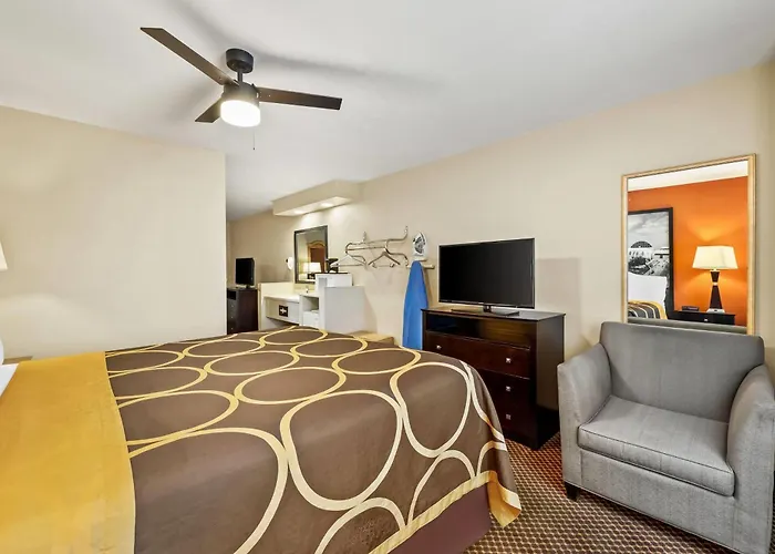 Super 8 By Wyndham Marana/tucson Area 2*
