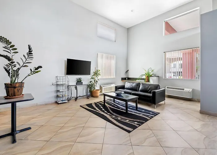 Super 8 By Wyndham Marana/tucson Area