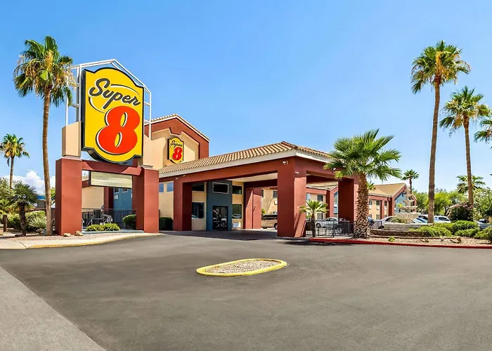 Super 8 By Wyndham Marana/tucson Area 2*