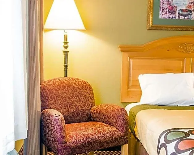 Super 8 By Wyndham Marana/tucson Area Hotel