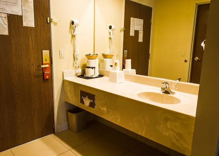 Hotel Super 8 By Wyndham Marana/tucson Area