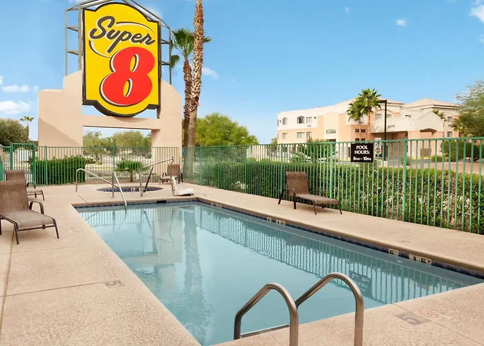 Super 8 By Wyndham Marana/tucson Area Hotel 2*