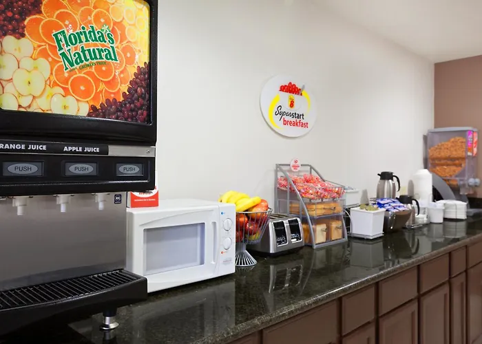 Super 8 By Wyndham Marana/tucson Area